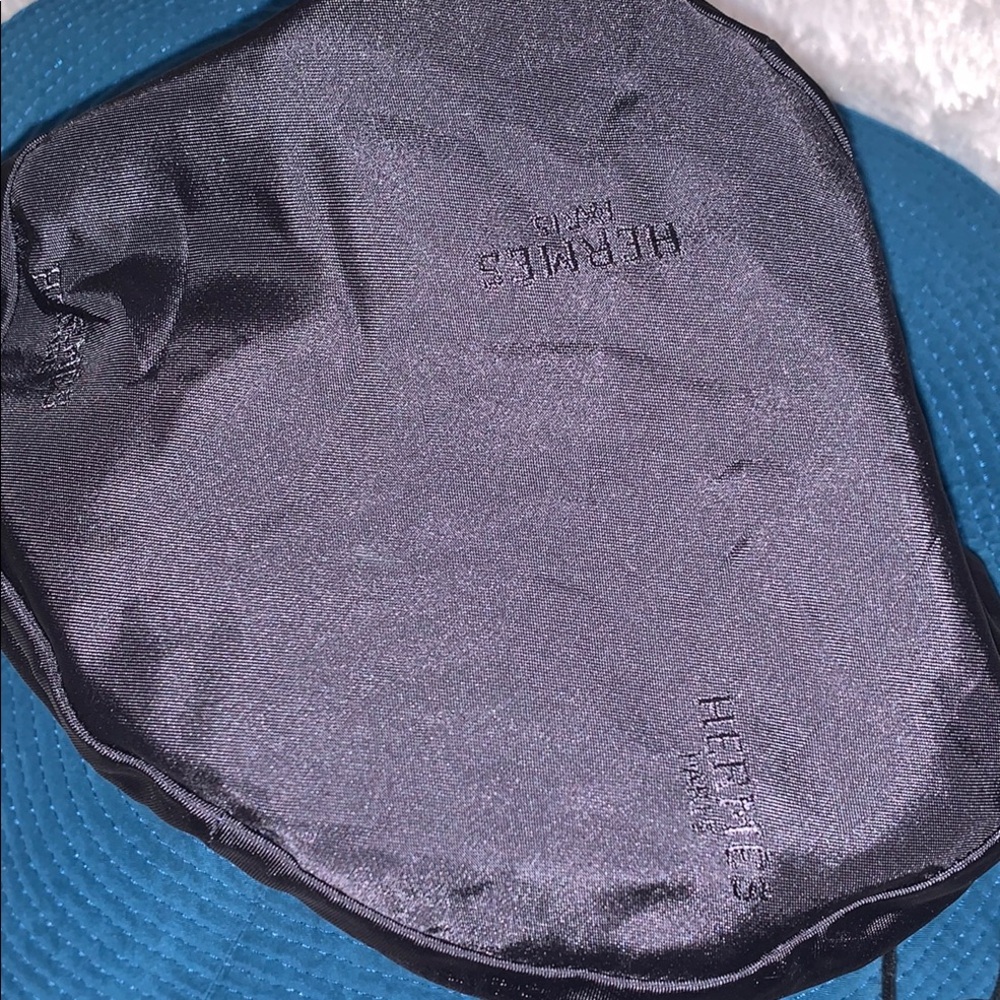 HERMÉS Blue Bucket Hat - Picture 4 of 10